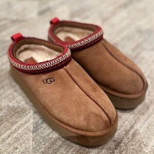 UGG Tasmans - Red Seam Design - Chestnut color - Size 8